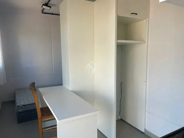Kitnet 1 quarto e 1 banheiro, para alugar, no bairro São Francisco de Assis em Camboriú