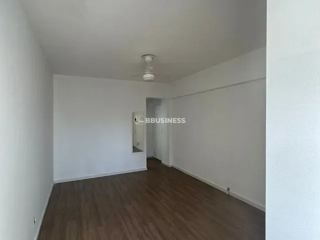 Kitnet 1 quarto e 1 banheiro, à venda, no bairro Cambuí em Campinas