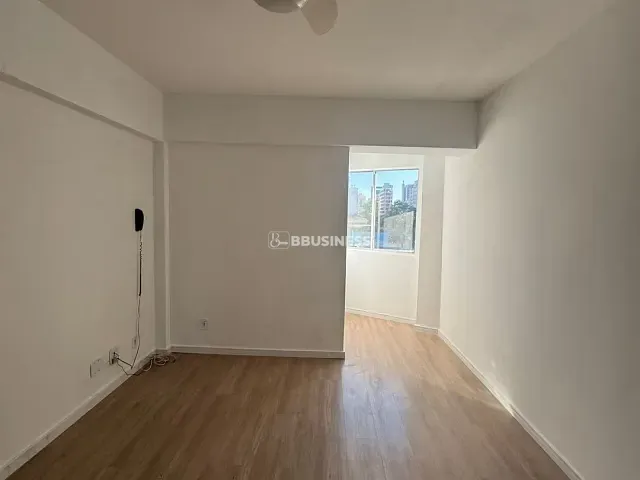 Kitnet 1 quarto e 1 banheiro, à venda, no bairro Cambuí em Campinas