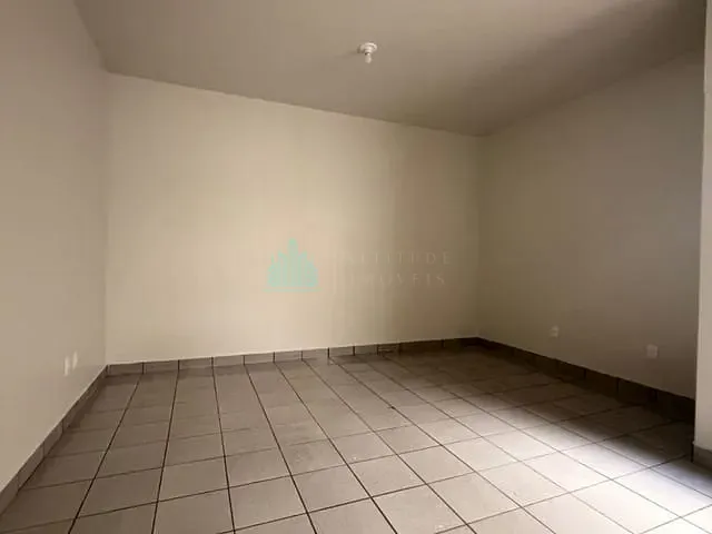 Kitnet 1 quarto e 1 banheiro, para alugar, no bairro Setor Central em Catalão