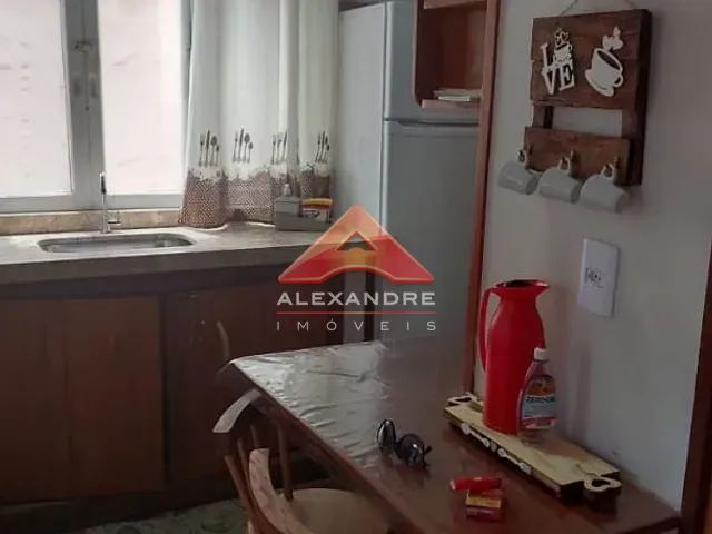 Kitnet com 40m² 1 quarto e 1 banheiro, à venda, no bairro Jardim Casa Branca em Caraguatatuba