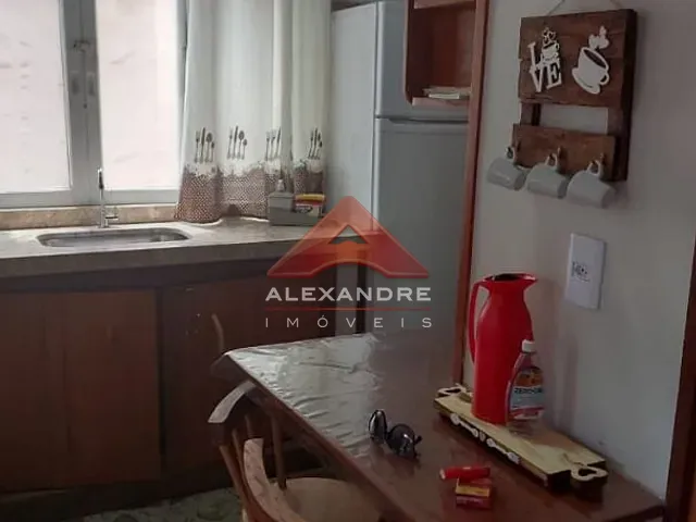 Kitnet com 40m² 1 quarto e 1 banheiro, à venda, no bairro Jardim Casa Branca em Caraguatatuba