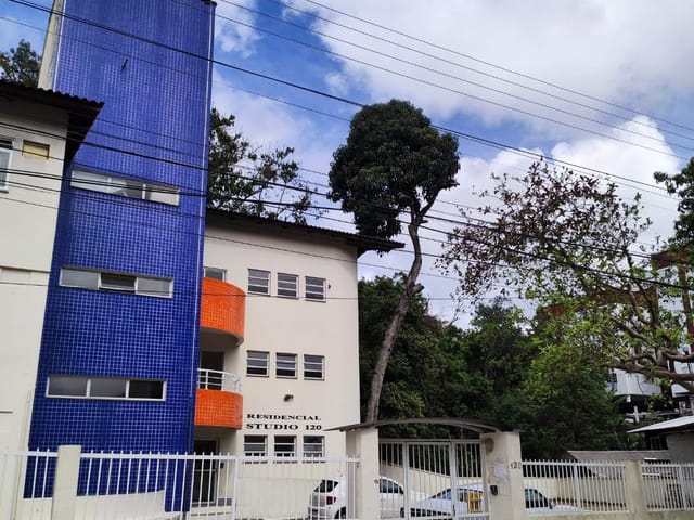 Kitnet 1 quarto e 1 banheiro, para alugar, no bairro Trindade em Florianópolis