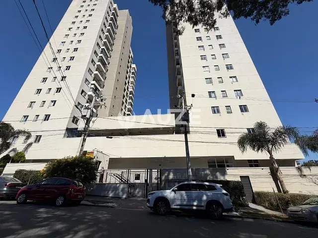 Kitnet com 28m², para alugar, no bairro Capão Raso em Curitiba
