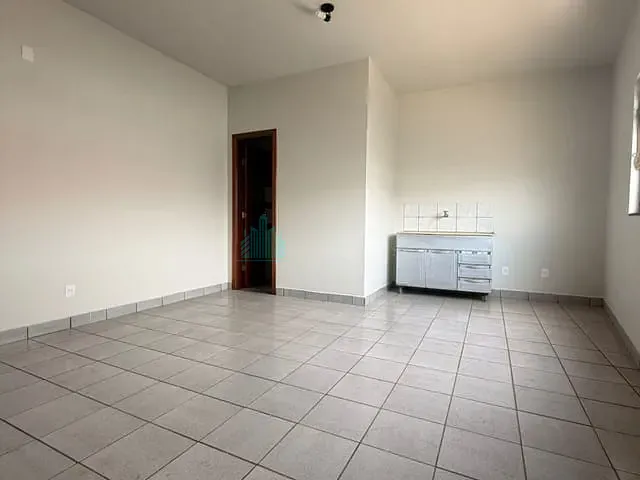 Kitnet 1 quarto e 1 banheiro, para alugar, no bairro Setor Central em Catalão