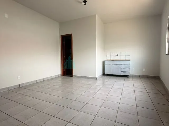 Kitnet 1 quarto e 1 banheiro, para alugar, no bairro Setor Central em Catalão
