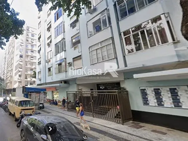 Kitnet 1 quarto e 1 banheiro, à venda, no bairro Copacabana em Rio de Janeiro
