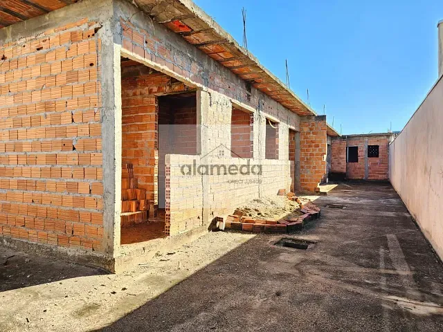 Kitnet com 274m² 5 quartos e 5 banheiros, à venda, no bairro POMPEIA 2 em Jacarezinho