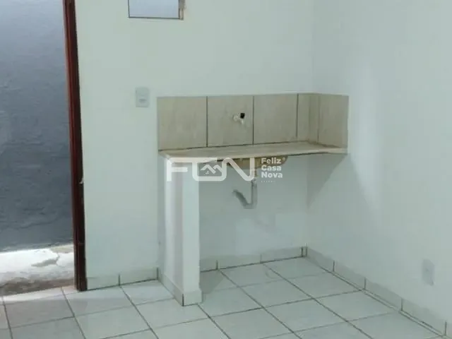 Kitnet 1 quarto e 1 banheiro, para alugar, no bairro Bomba em Camaçari