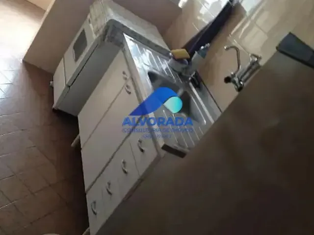 Kitnet com 10m² 1 quarto e 1 banheiro, à venda ou para alugar, no bairro Jardim São Dimas em São José Dos Campos