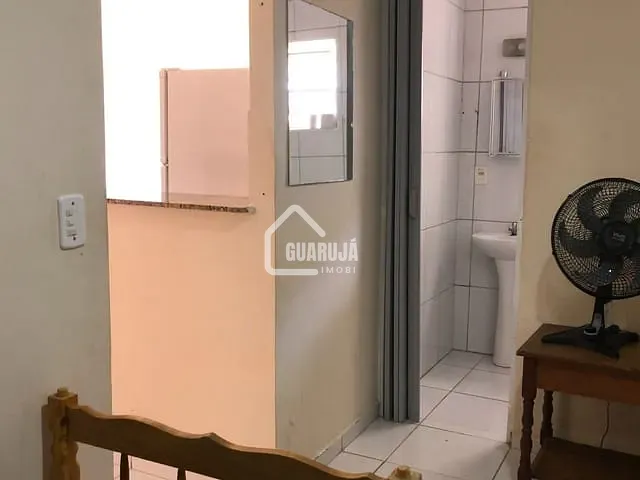 Kitnet 1 quarto e 1 banheiro, à venda, no bairro Balneario Praia do Perequê em Guarujá