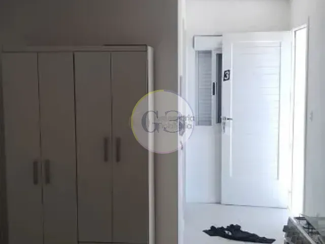 Kitnet 1 quarto e 1 banheiro, para alugar, no bairro Centro em Pelotas