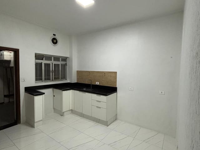 Kitnet com 50m² 1 quarto e 1 banheiro, para alugar, no bairro Parque Vitória em São Paulo
