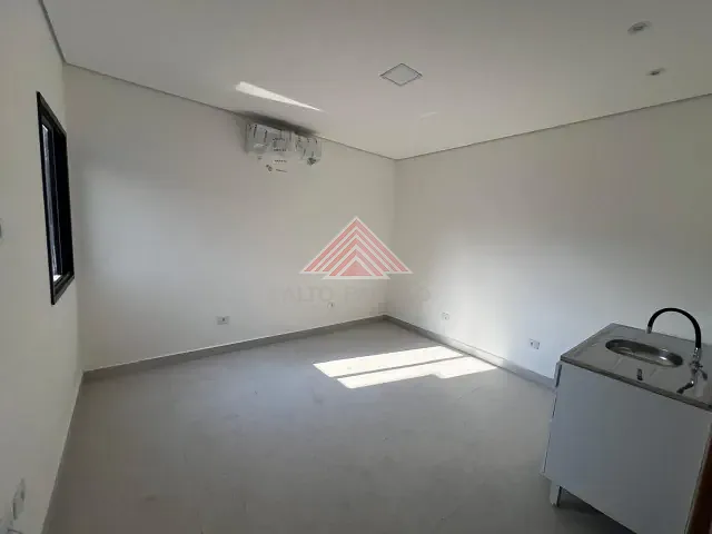 Kitnet 1 quarto e 1 banheiro, para alugar, no bairro Jardim Pilar em Mauá
