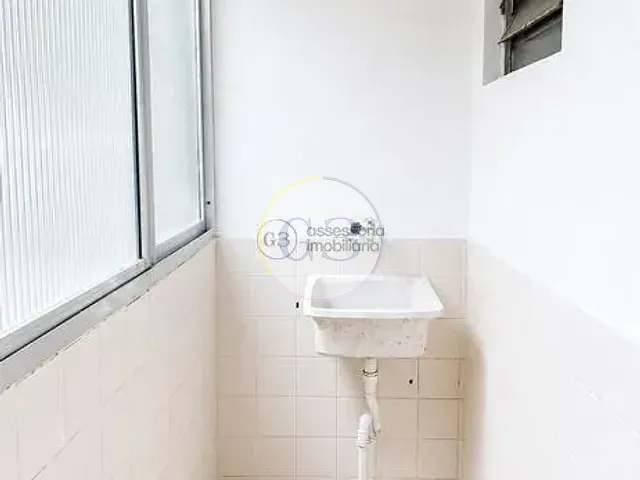 Kitnet 1 quarto e 1 banheiro, para alugar, no bairro Centro em Pelotas