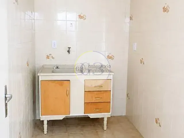 Kitnet 1 quarto e 1 banheiro, para alugar, no bairro Centro em Pelotas