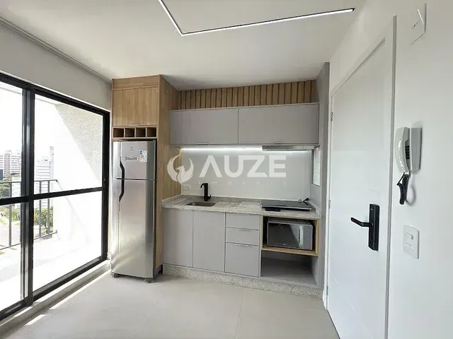 Kitnet com 23m², para alugar, no bairro Novo Mundo em Curitiba