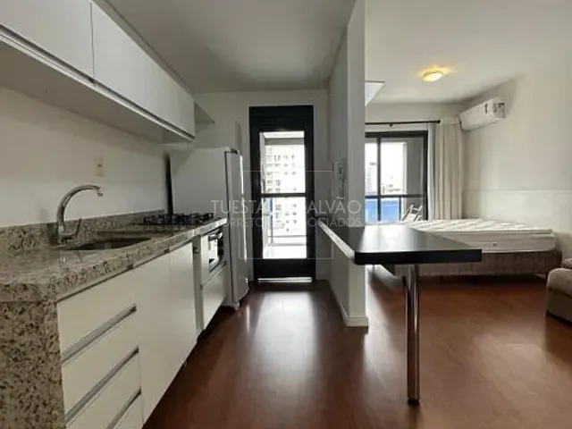 Kitnet com 48m² 1 quarto e 1 banheiro, à venda, no bairro Bigorrilho em Curitiba