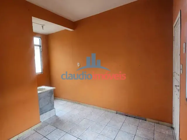 Kitnet 1 quarto e 1 banheiro, para alugar, no bairro Ano Bom em Barra Mansa