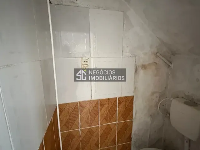 Kitnet 1 quarto e 1 banheiro, para alugar, no bairro Vila Caraguatá em São Paulo