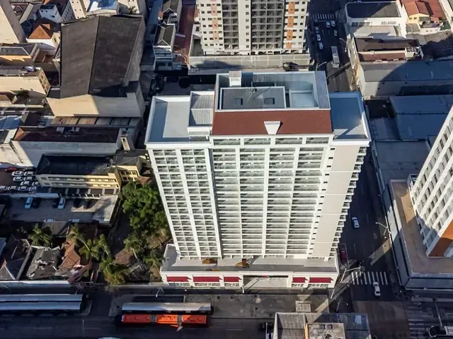 Kitnet com 19m² 1 quarto e 1 banheiro, à venda, no bairro Centro em Curitiba