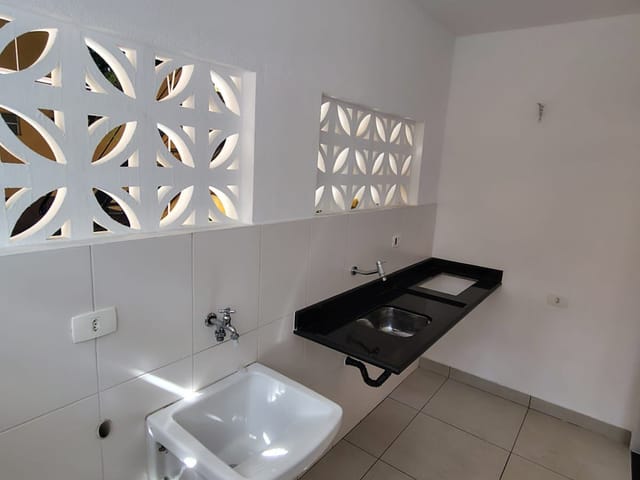 Kitnet com 45m² 1 quarto e 1 banheiro, para alugar, no bairro Vila Hamburguesa em São Paulo