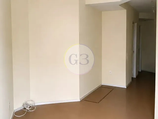 Kitnet 1 quarto e 1 banheiro, para alugar, no bairro Centro em Pelotas