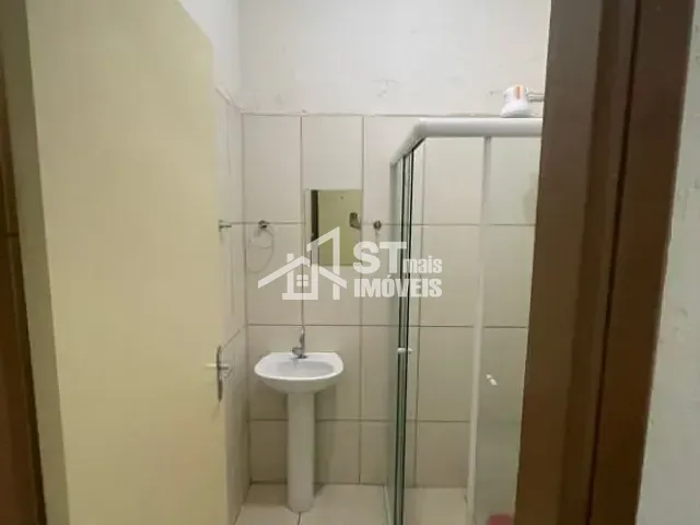 Kitnet com 50m² 1 quarto e 1 banheiro, para alugar, no bairro Centro em Andradas