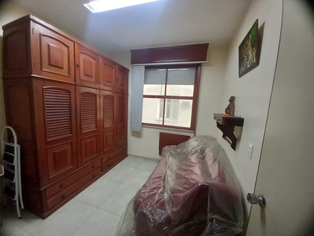 Foto do Apartamento - CENTRO ( PRÉDIO MISTO) SALA E QUARTO SEPARADOS ,COZ. BANHEIRO | Rio Lar Imóveis
