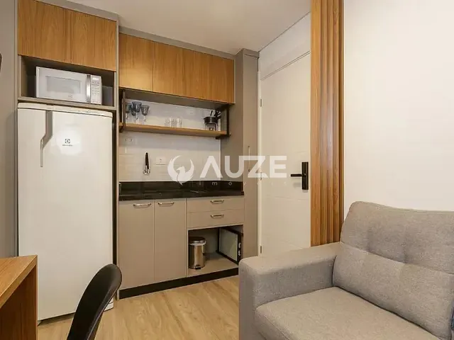 Kitnet com 18m² 1 quarto e 1 banheiro, à venda, no bairro Água Verde em Curitiba