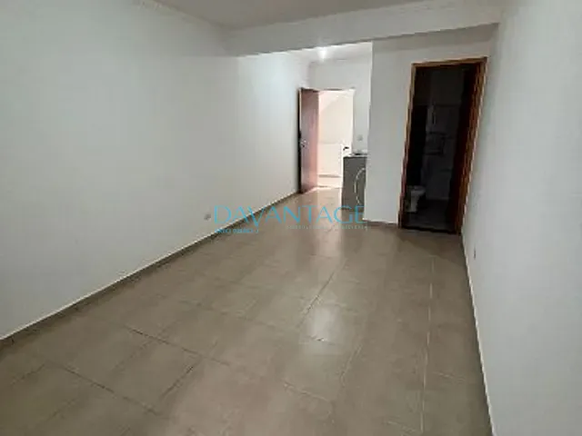 Kitnet com 27m² 1 quarto e 1 banheiro, para alugar, no bairro Jardim Trussardi em São Paulo