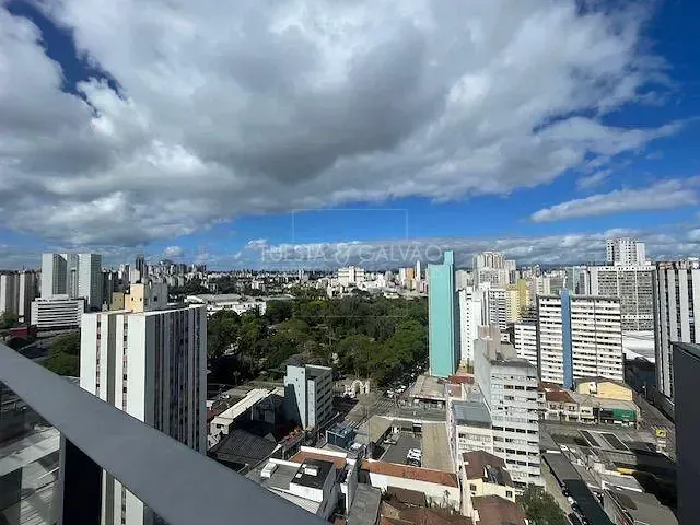 Kitnet com 27m² 1 quarto e 1 banheiro, à venda, no bairro Centro em Curitiba