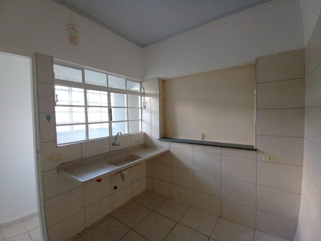 Kitnet com 40m² 1 quarto e 1 banheiro, para alugar, no bairro Centro em São João da Boa Vista