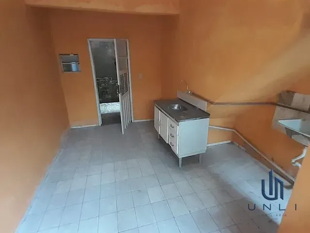 Kitnet 1 quarto e 1 banheiro, para alugar, no bairro Jardim Amália em Volta Redonda