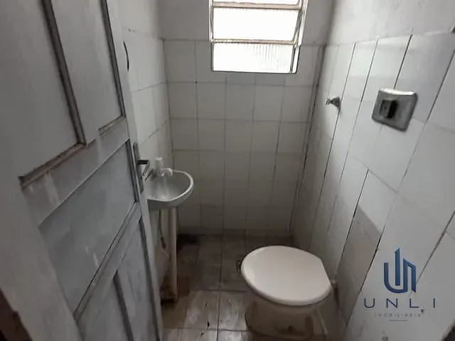 Kitnet 1 quarto e 1 banheiro, para alugar, no bairro Jardim Amália em Volta Redonda