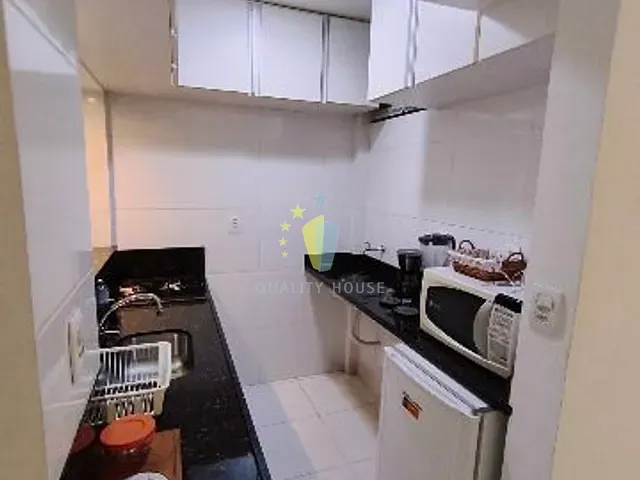 Kitnet com 28m² 1 quarto e 1 banheiro, para alugar, no bairro Copacabana em Rio de Janeiro