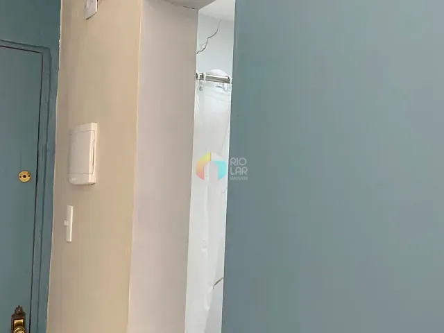 Kitnet com 12m² 1 quarto e 1 banheiro, à venda, no bairro Centro em Rio de Janeiro