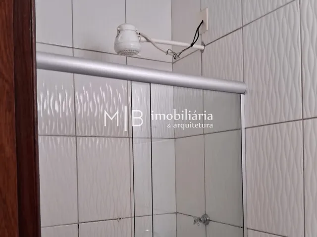 Kitnet 1 quarto e 1 banheiro, para alugar, no bairro CENTRO em CATAGUASES