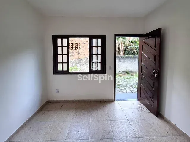 Kitnet 1 quarto e 1 banheiro, para alugar, no bairro Itaipu em Niterói