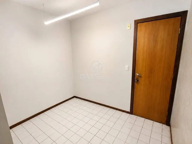 Kitnet com 27m² 1 quarto e 1 banheiro, à venda, no bairro Asa Sul em Brasília