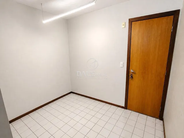 Kitnet com 27m² 1 quarto e 1 banheiro, à venda, no bairro Asa Sul em Brasília