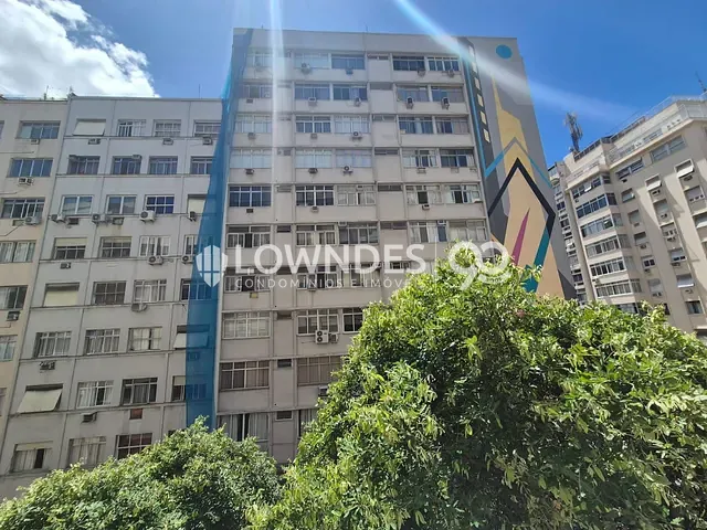 Kitnet 1 quarto e 1 banheiro, à venda, no bairro Copacabana em Rio de Janeiro
