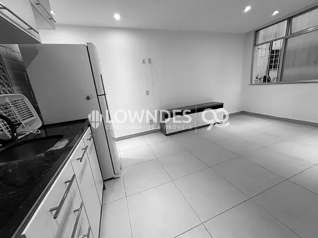 Kitnet 1 quarto e 1 banheiro, para alugar, no bairro Flamengo em Rio de Janeiro