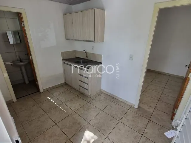 Kitnet para alugar, no bairro Jardim Goiás em Goiânia