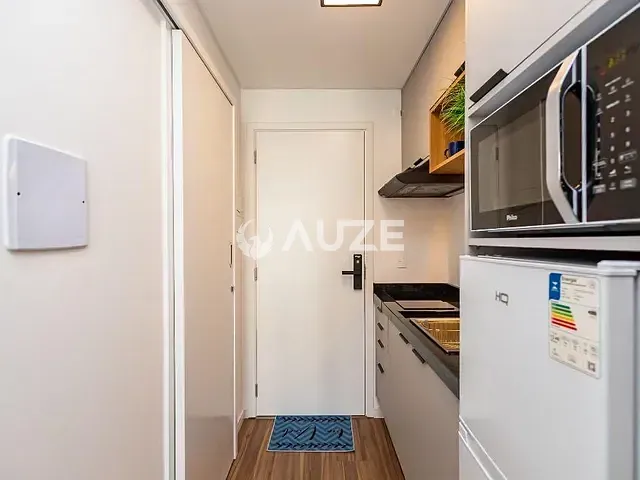 Kitnet com 19m² 1 quarto e 1 banheiro, à venda, no bairro Centro em Curitiba