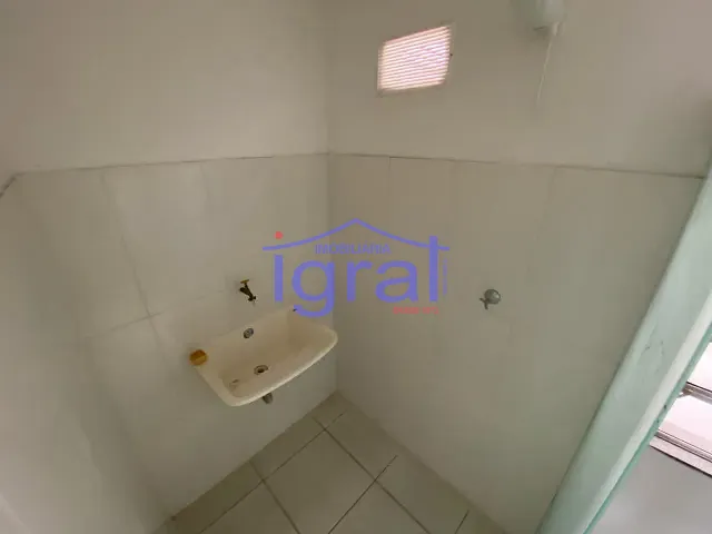 Kitnet 1 quarto e 2 banheiros, para alugar, no bairro Planalto Paulista em São Paulo