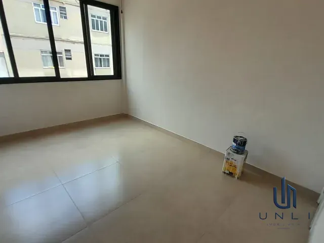 Kitnet 1 quarto e 1 banheiro, para alugar, no bairro Aterrado em Volta Redonda