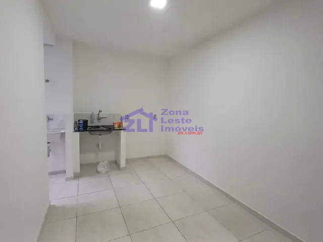 Kitnet com 25m² 1 quarto e 1 banheiro, para alugar, no bairro Vila Esperança em São Paulo