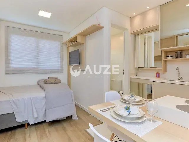 Kitnet com 17m² 1 quarto e 1 banheiro, à venda, no bairro Rebouças em Curitiba