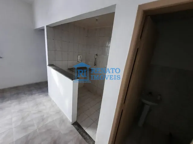 Kitnet 1 quarto e 1 banheiro, para alugar, no bairro CENTRO em Maricá
